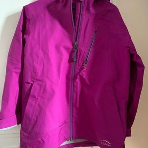 L.L. Bean kids rain Jacket size 8 Waterproof Shell